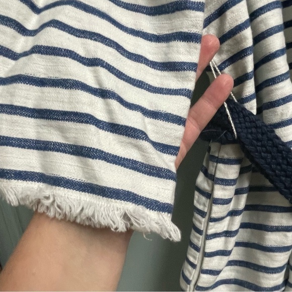 NWT Gap top sz 6 - Picture 3 of 4